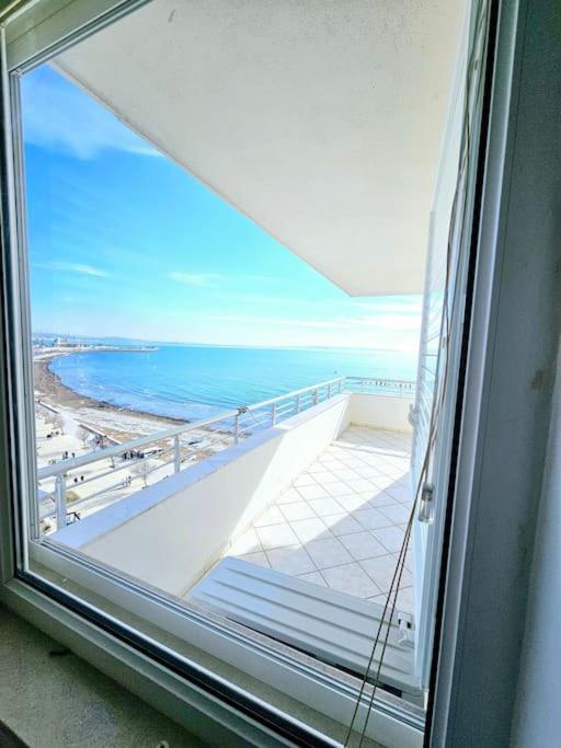 Premium , Marina , Center , Beachfront Apartament